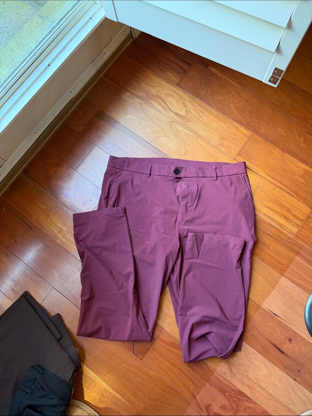 Greyson Men's burgundy pants